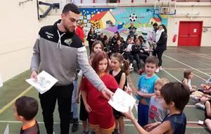 Arbre de Noël « Kinder Day » de l’Ecole de Mini-Basket